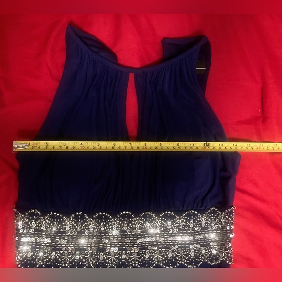 R & M Richard’s Sleeveless Long Gown With Beaded Waist size 4 NWOT - Picture 9 of 11
